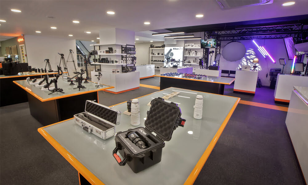 Showroom 2