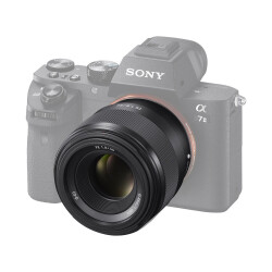 Sony FE 50mm f/1.8 Lens (SEL50F18F) - 3